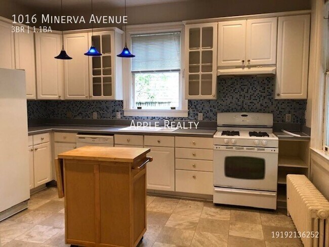 Foto del edificio - 1016 Minerva Ave