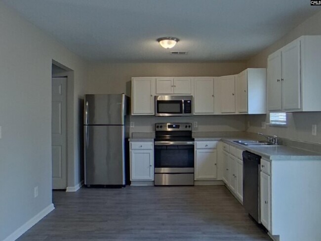 Foto del edificio - 134 Cottage Lake Way