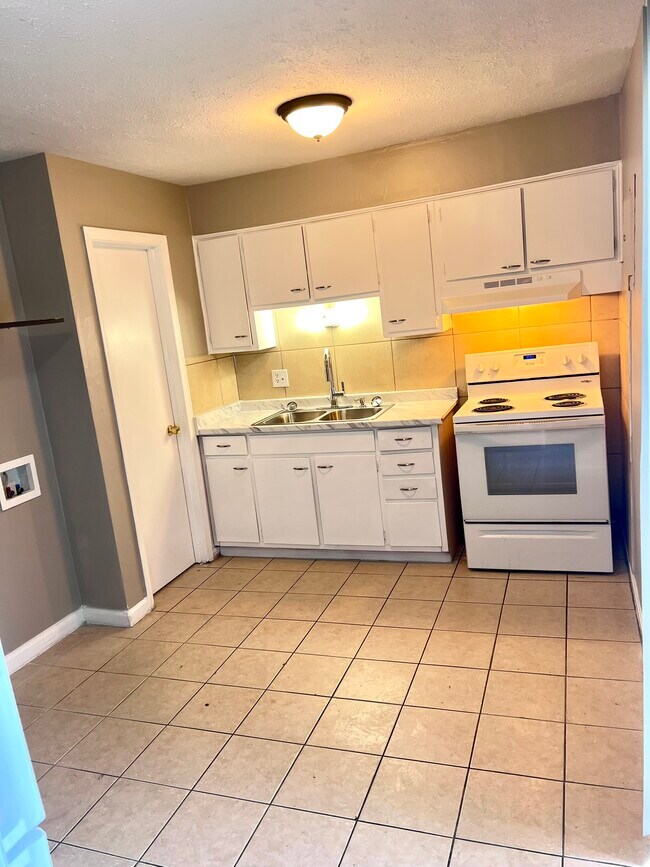 Foto del edificio - 309 N Marshall Ave