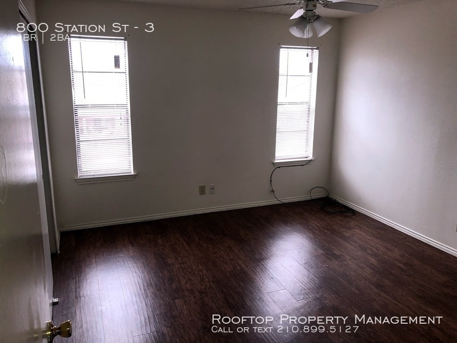 800 Station St, Converse, TX 78109 Townhome Rentals in Converse TX