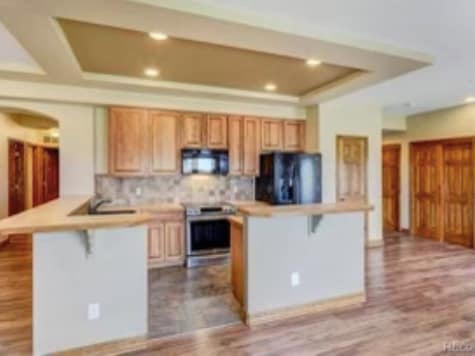 Cocina grande - 23205 Bay Oaks Ave