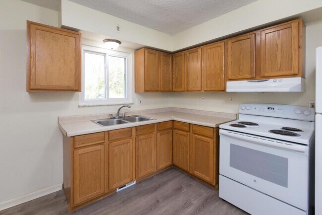 Foto del edificio - 2640 S Arlington Rd