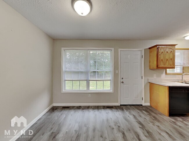 Foto del edificio - 125 Maplewood St