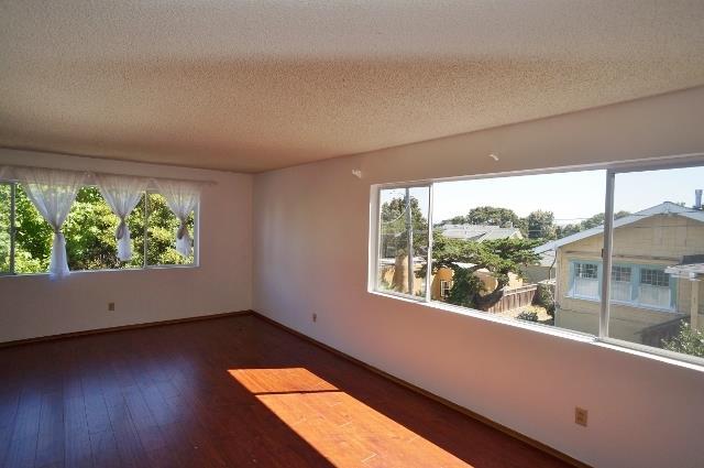 Building Photo - 260 Lighthouse Ave