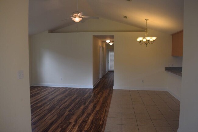 Foto del edificio - 3506 Torrington Way