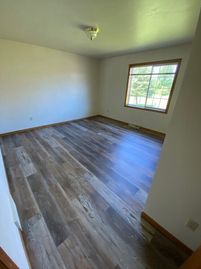Foto del edificio - 649-401 Pearl-Henry