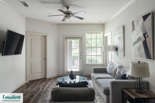 Building Photo - 10800 Lakeline Blvd