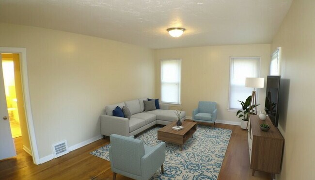 Foto del edificio - 12013 Puritan Ave