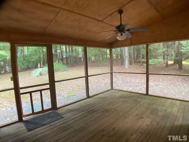 Foto del edificio - 206 Wild Oak Ln