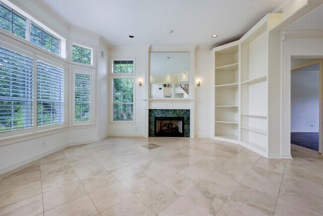 Building Photo - 3105 Lacevine Ln