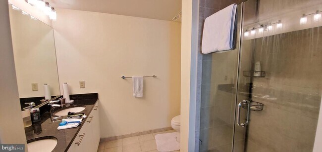 Foto del edificio - 5750 Bou Ave