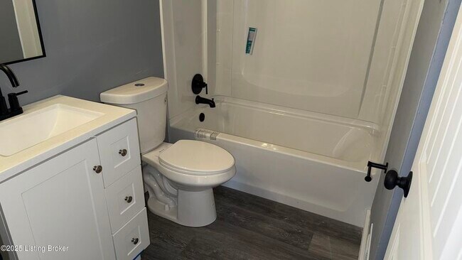 Foto del edificio - 3407 Young Avenue6206 Elizabeth Ct