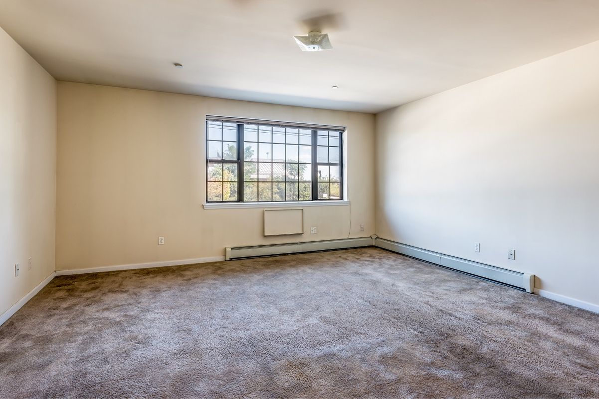 Foto principal - 1160 Bergen St