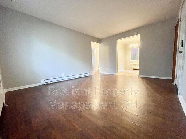 Foto del edificio - 1225 Laidlaw Ave