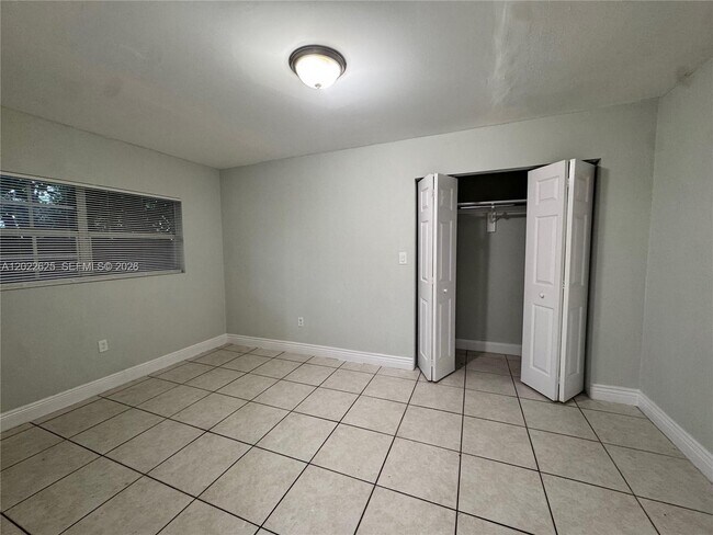 Foto del edificio - 5931 Wiley St