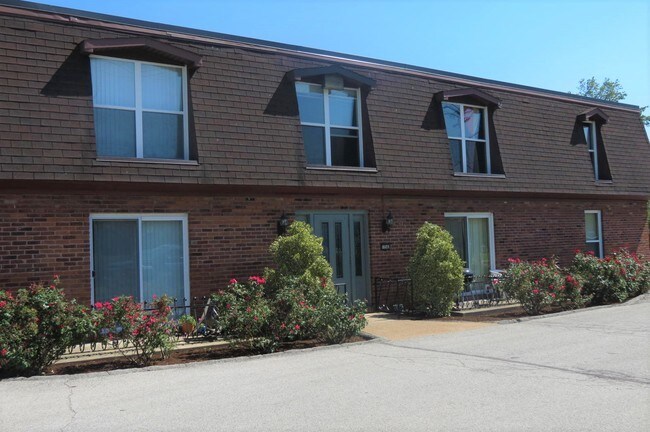 Foto del edificio - 11546 Concord Village Ave