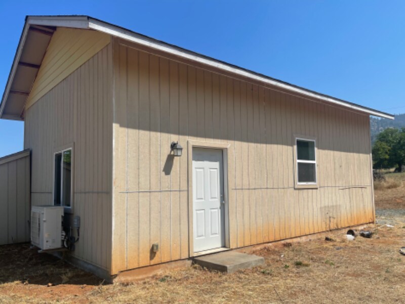 3175 Cloverlawn Dr, Grants Pass, OR 97527 House Rental in Grants Pass
