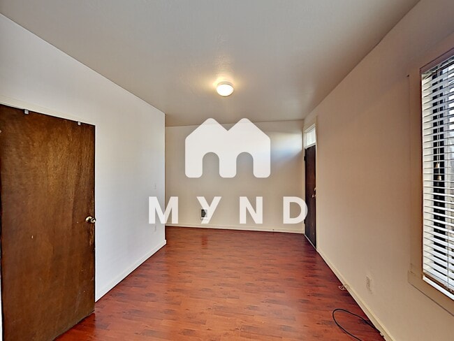 Building Photo - 518 Bryant St Apt 202