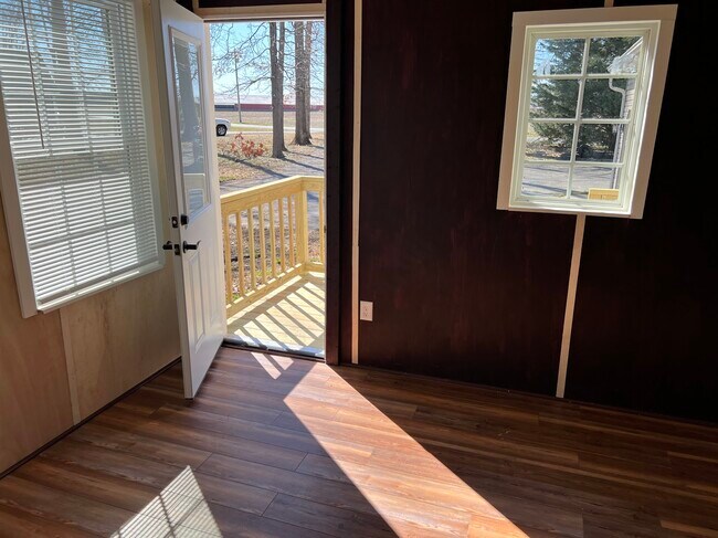 Foto del edificio - 4001 McColley Rd