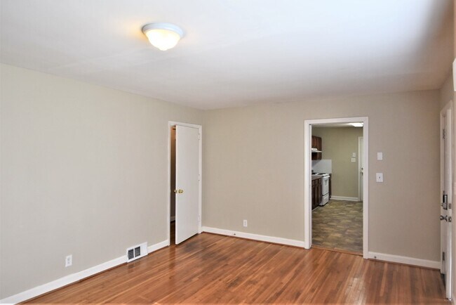 Building Photo - 4117 Sylvia St