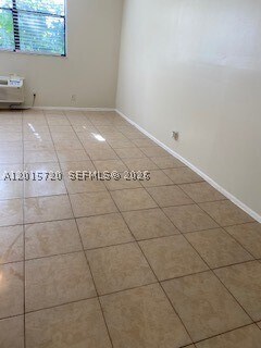 Foto del edificio - 2401 Riverside Dr