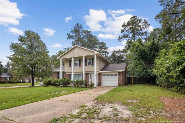 Foto del edificio - 7591 Beverly Dr