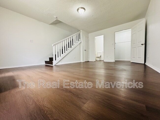 Foto del edificio - 925 Shallowford Rd