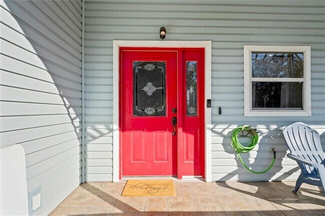 Foto del edificio - 6131 Central Ave