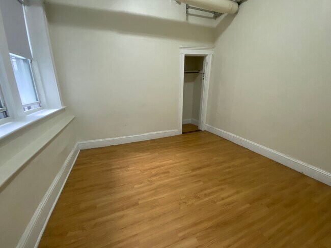 Building Photo - 1179 Boylston St