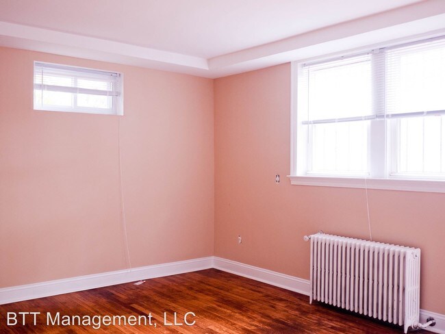 Building Photo - 8401 Flower Ave