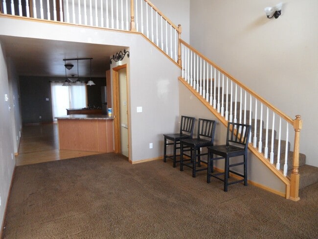 Foto del edificio - 1409 Thaxton Ct