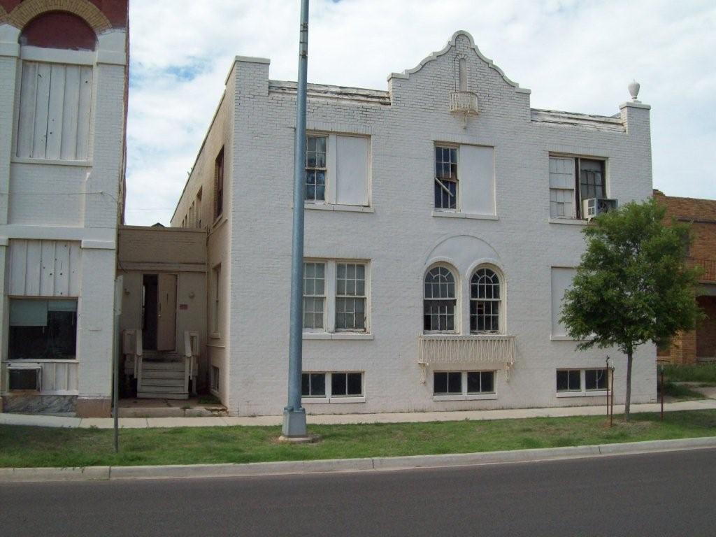 Primary Photo - Apartments-315 W Broadway St