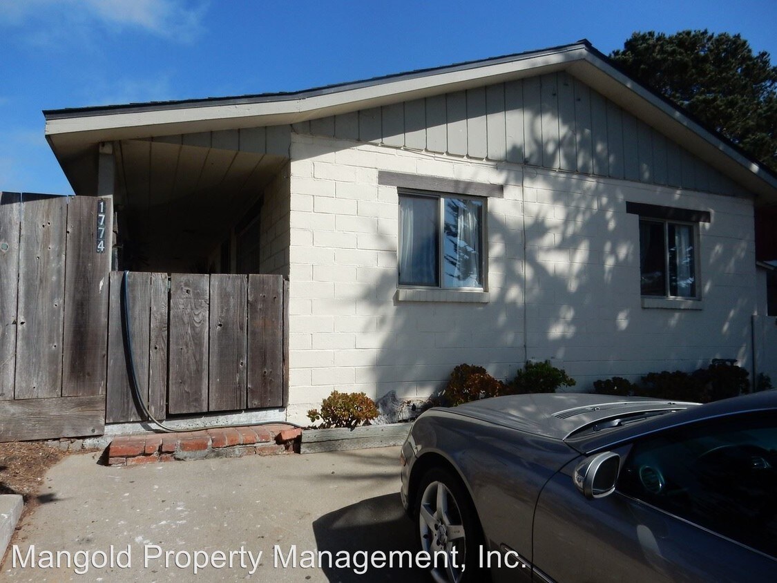 1774 Vallejo St, Seaside, CA 93955 Room for Rent in Seaside, CA