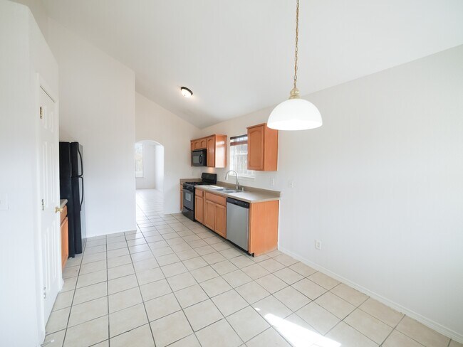 Foto del edificio - 12752 Tierra Salas Dr