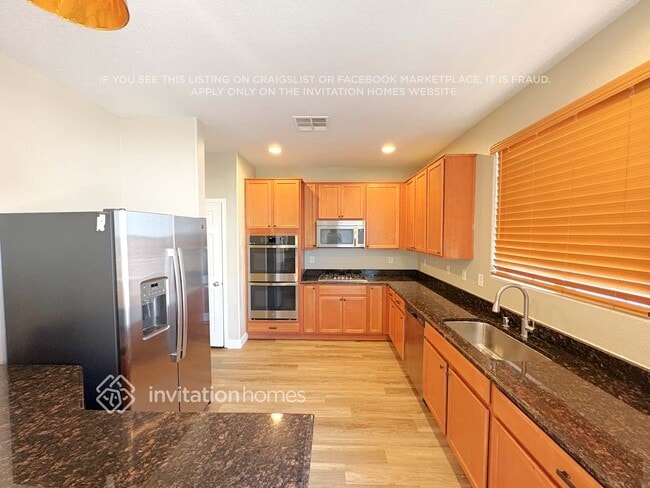 Building Photo - 7912 Point Oaks Ct