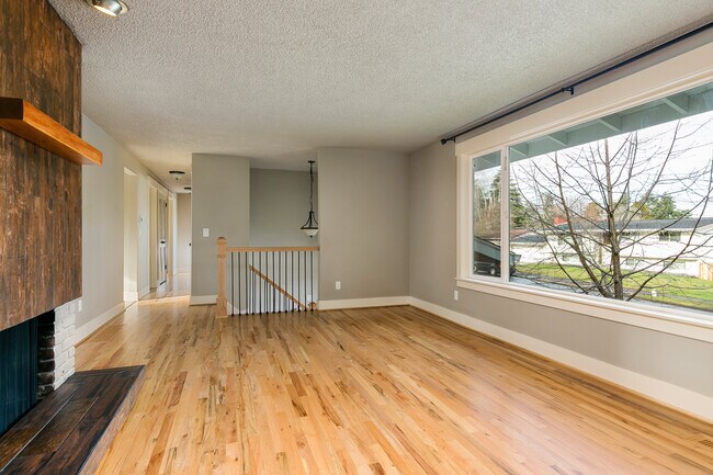 Building Photo - 14170 SW 22nd St