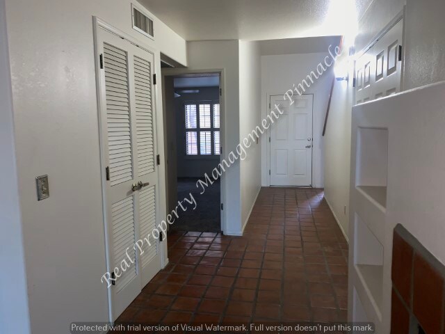 Foto del edificio - 5355 N. Paseo De La Terraza