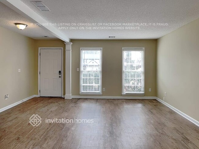 Building Photo - 630 Rosedown Way