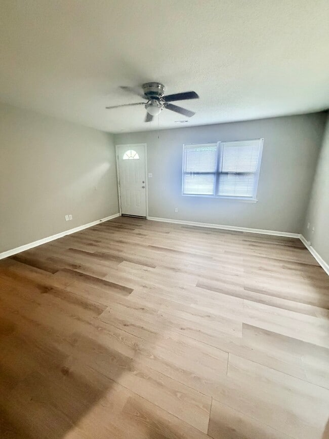 Foto del edificio - 1117 Pecan Pl