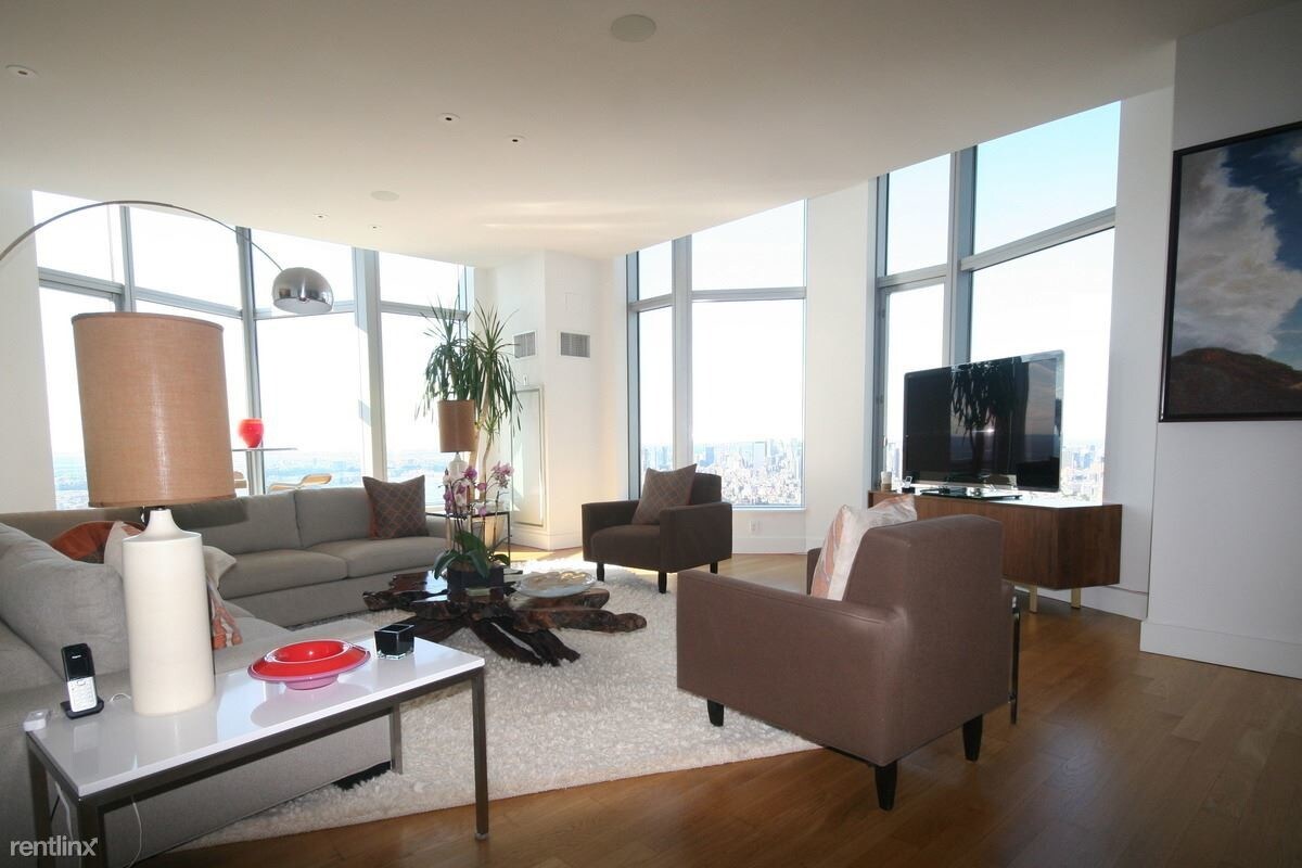 Foto principal - 2 br, 2 bath Apartment - 8 Spruce St Apt 21A