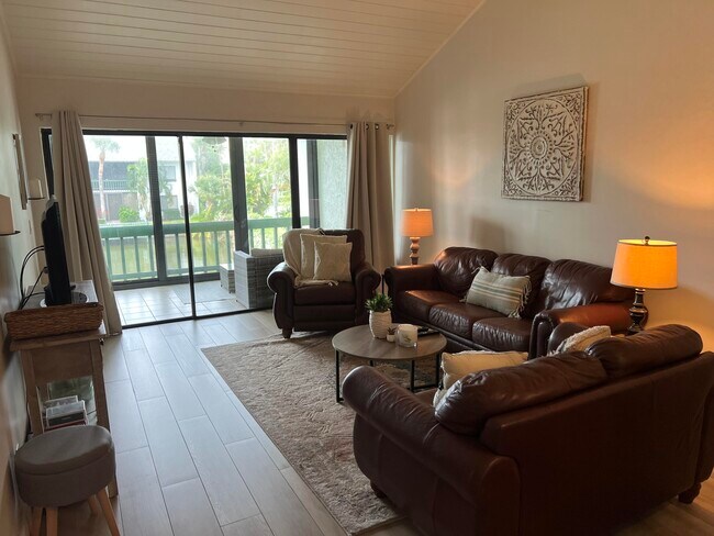 Foto del edificio - 2400 S Ocean Dr