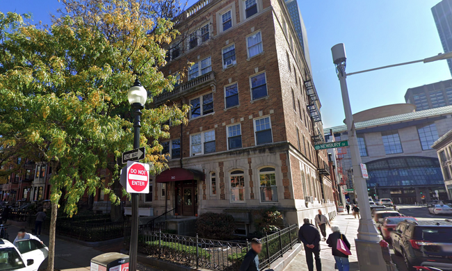 Foto del edificio - 282 Newbury St