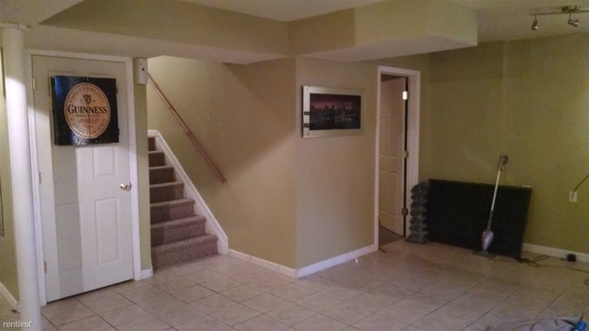 Building Photo - 3 br, 2.5 bath House - 34 Jordan Ln