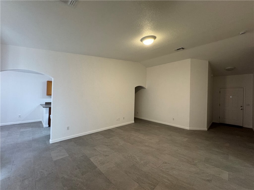 Foto del edificio - 3442 Sunriver Rd