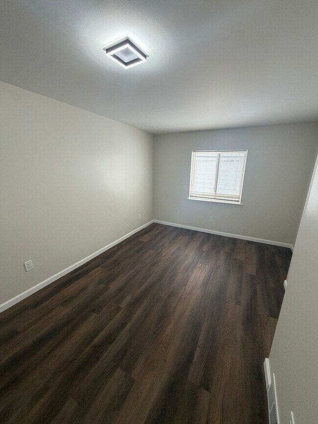 Foto del edificio - 21053 St Francis