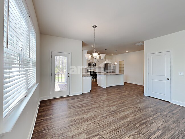 Foto del edificio - 513 Cash Cir