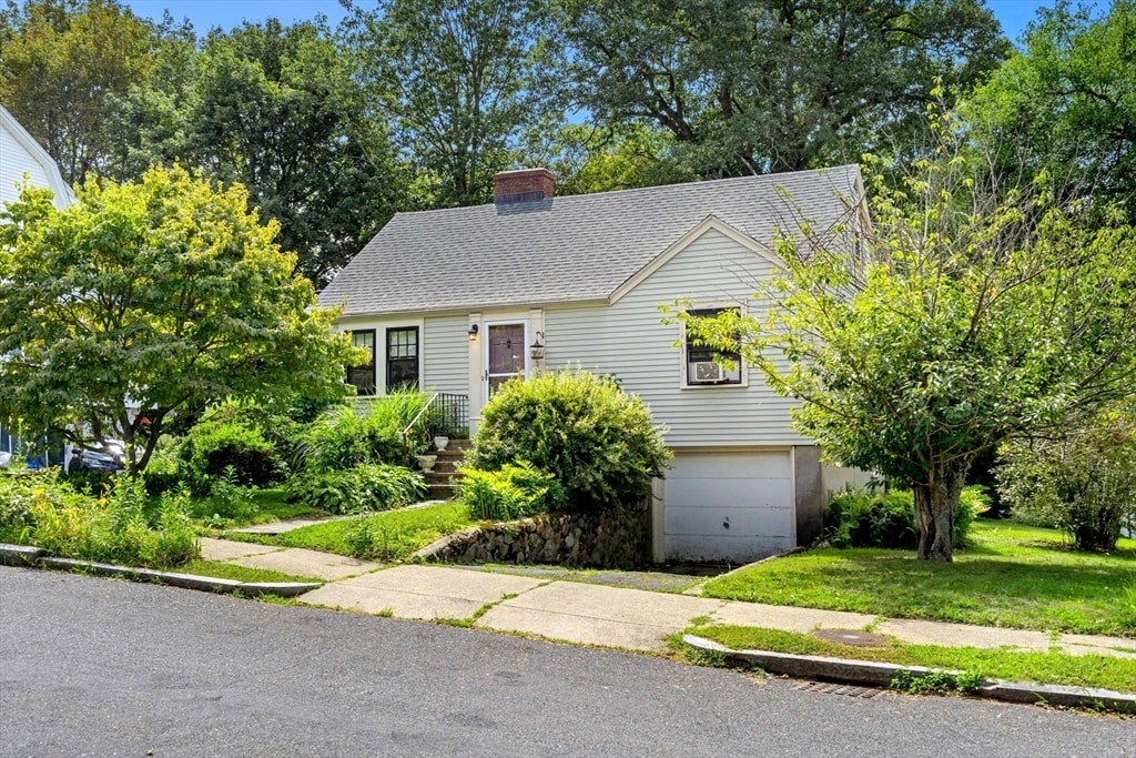 Photo - 215 Renfrew St (Arlington, MA)