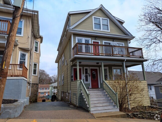 Building Photo - 7 Weymouth Ave