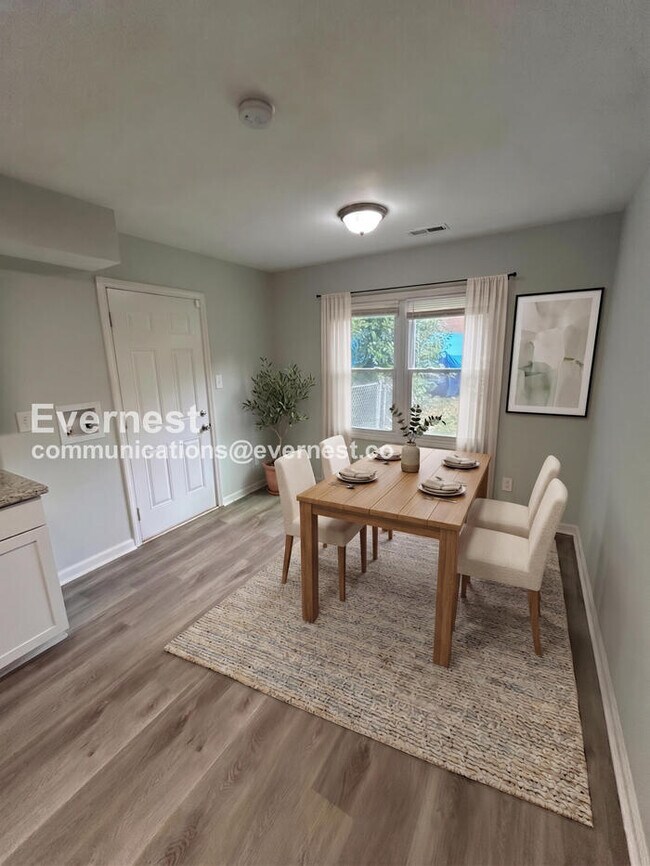 Foto del edificio - 5736 Lawn Meadow Dr