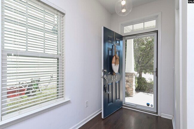 Foto del edificio - 834 Parnell Ct